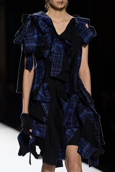Look 117